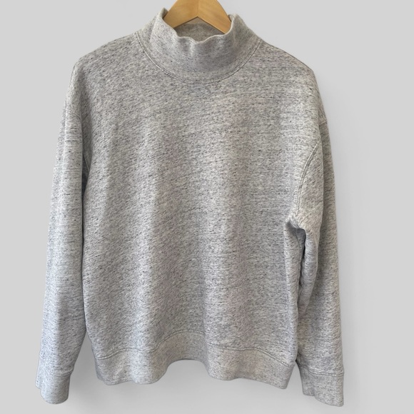 Abercrombie & Fitch Tops - Abercrombie & Fitch Gray Cotton Pullover Sweatshirt Women’s Large